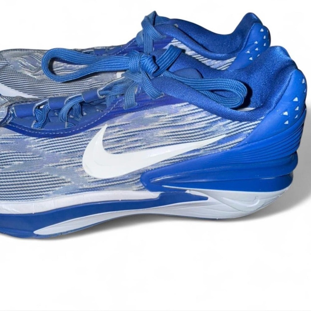 Nike Dynamic Blue and White Sneakers